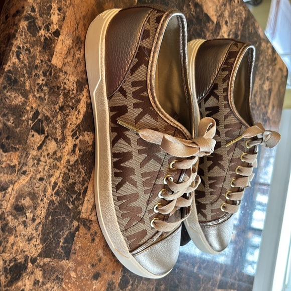 Brown and Gold Logo Sneakers Michael Kors. NEW - Picture 4 of 7